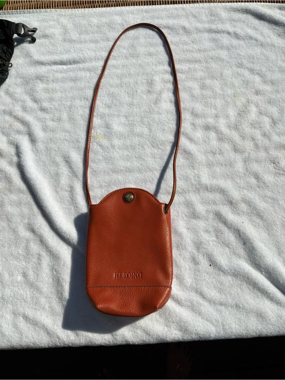 Heroing Small Brown Leather Crossbody Bag
